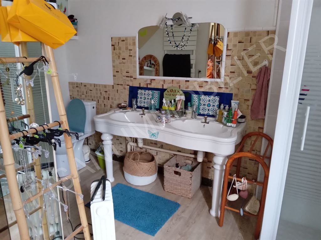 maison 7 pièces en vente sur ST LAURENT DE BREVEDENT (76700)