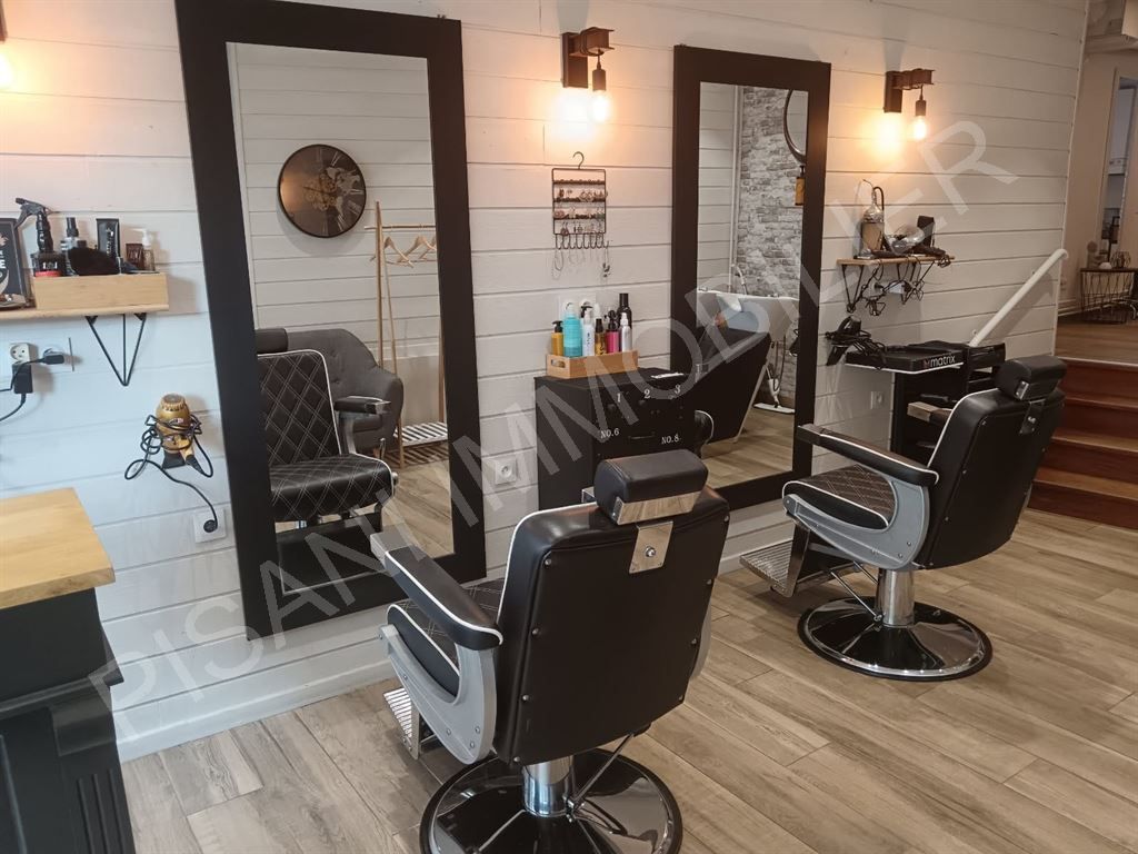 commerce en vente sur MONTIVILLIERS (76290)