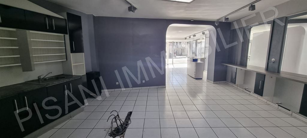 commerce en vente sur MONTIVILLIERS (76290)