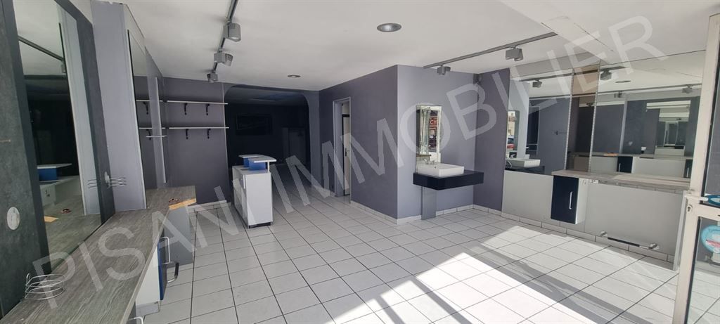 commerce en vente sur MONTIVILLIERS (76290)