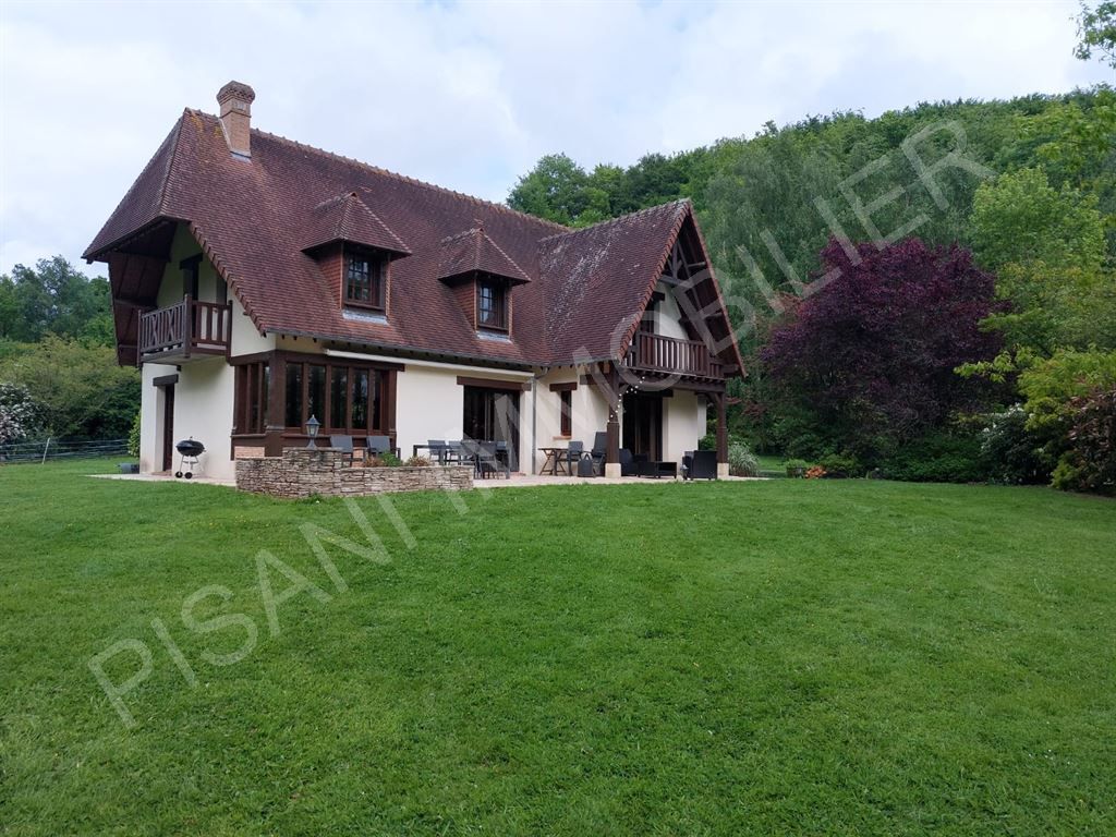 maison 7 pièces en vente sur NOTRE DAME DU BEC (76133)