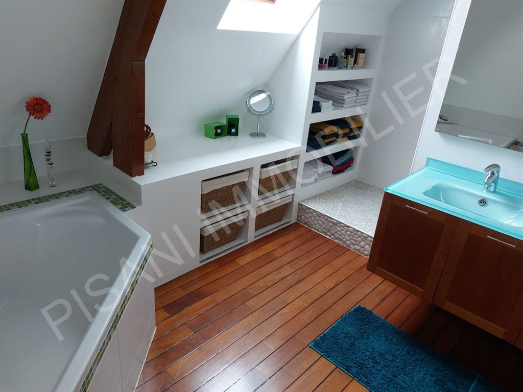 maison 7 pièces en vente sur NOTRE DAME DU BEC (76133)