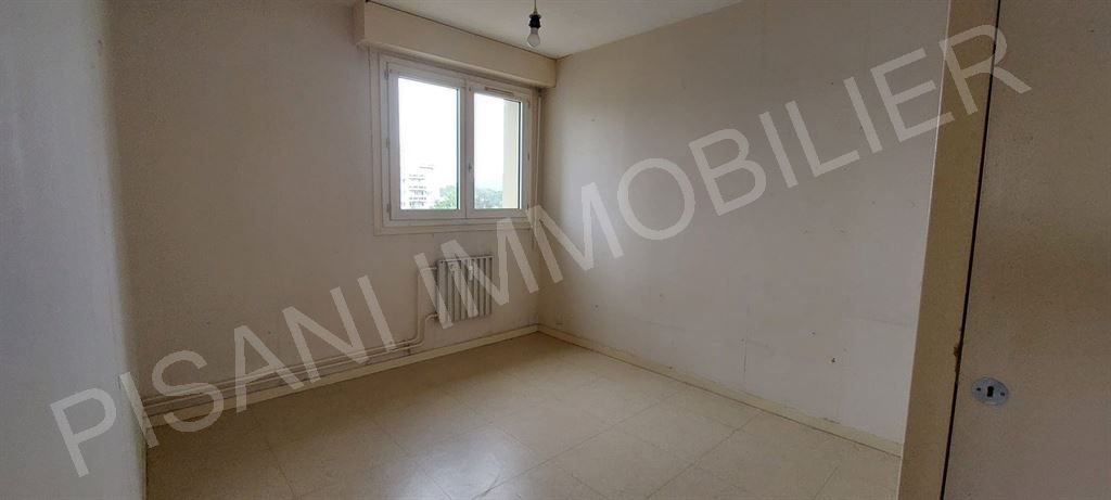 appartement 4 pièces en vente sur NOTRE DAME DE GRAVENCHON (76330)
