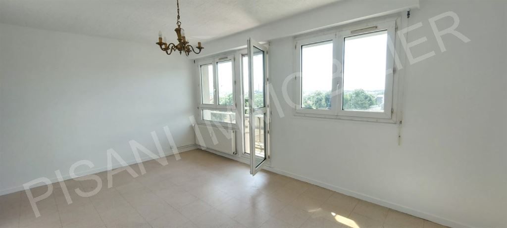 appartement 4 pièces en vente sur NOTRE DAME DE GRAVENCHON (76330)