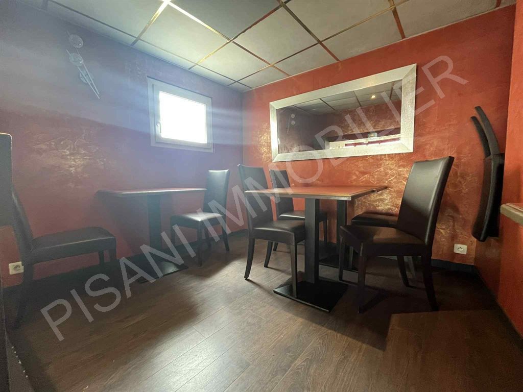 commerce en vente sur MONTIVILLIERS (76290)