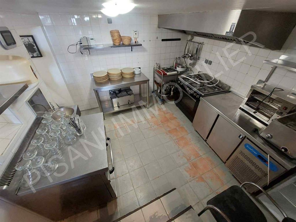 commerce en vente sur MONTIVILLIERS (76290)