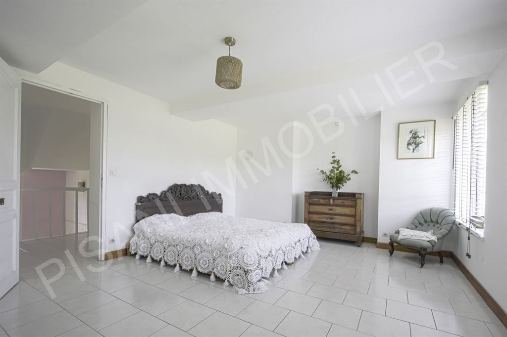 manoir 8 pièces en vente sur BEUZEVILLE LA GRENIER (76210)