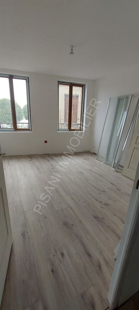 immeuble en vente sur QUILLEBEUF SUR SEINE (27680)