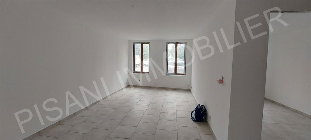 immeuble en vente sur QUILLEBEUF SUR SEINE (27680)