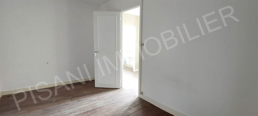 maison 4 pièces en vente sur LILLEBONNE (76170)