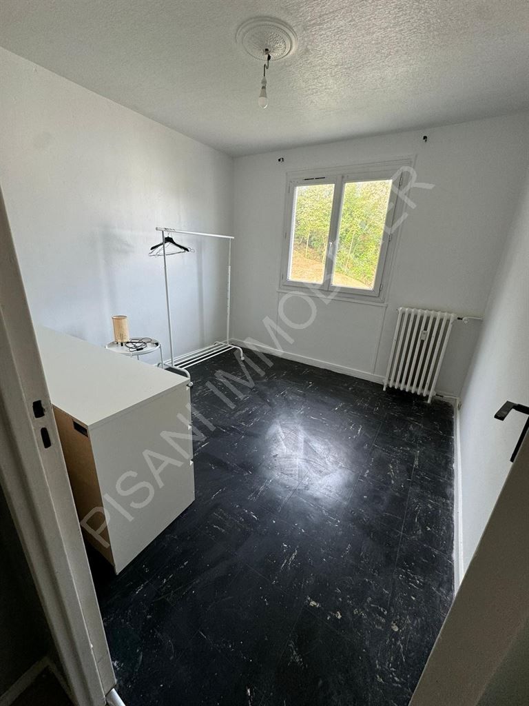 appartement 4 pièces en vente sur BOLBEC (76210)