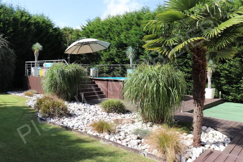 maison 7 pièces en vente sur LES TROIS PIERRES (76430)