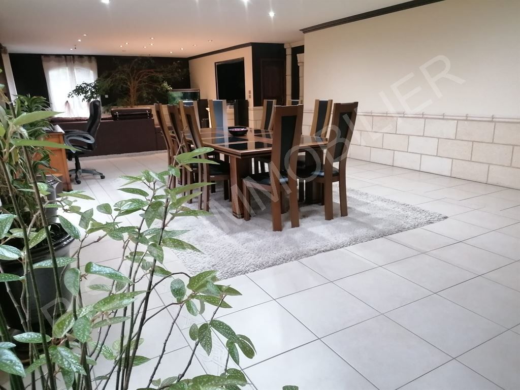 maison 7 pièces en vente sur LES TROIS PIERRES (76430)