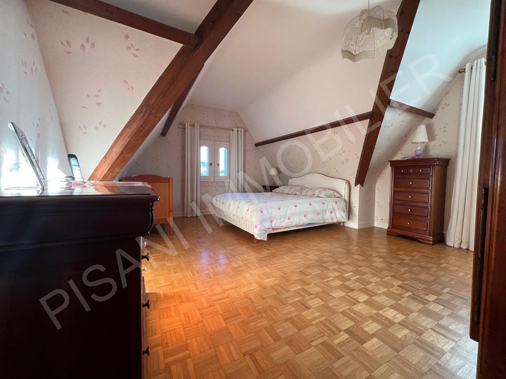 maison 7 pièces en vente sur FONTAINE LA MALLET (76290)