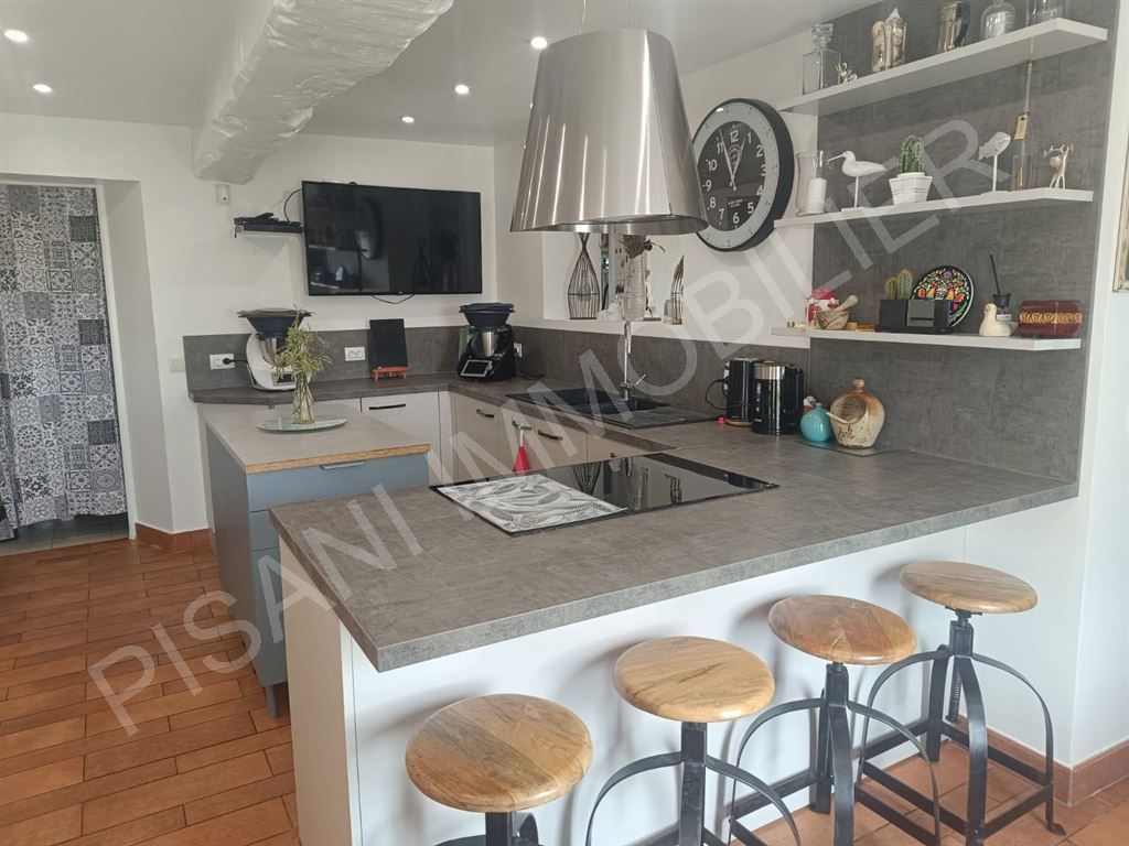 maison 8 pièces en vente sur CRIQUEBEUF EN CAUX (76111)