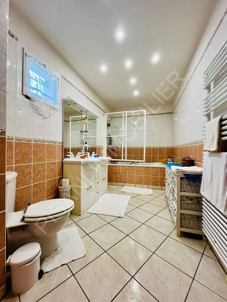 maison 10 pièces en vente sur FONTAINE LA MALLET (76290)