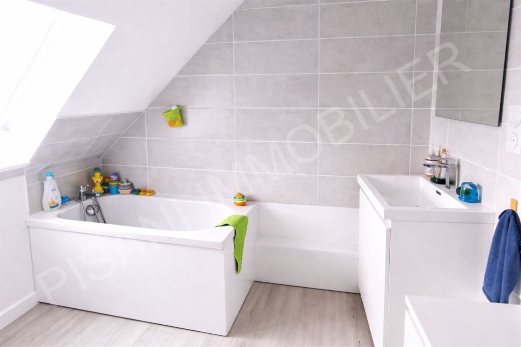 maison 4 pièces en location sur NOTRE DAME DE GRAVENCHON (76330)