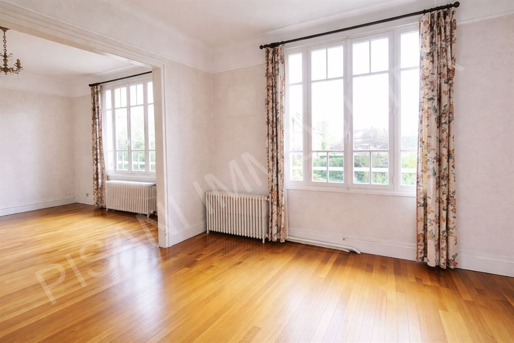 maison 8 pièces en vente sur NOTRE DAME DE GRAVENCHON (76330)