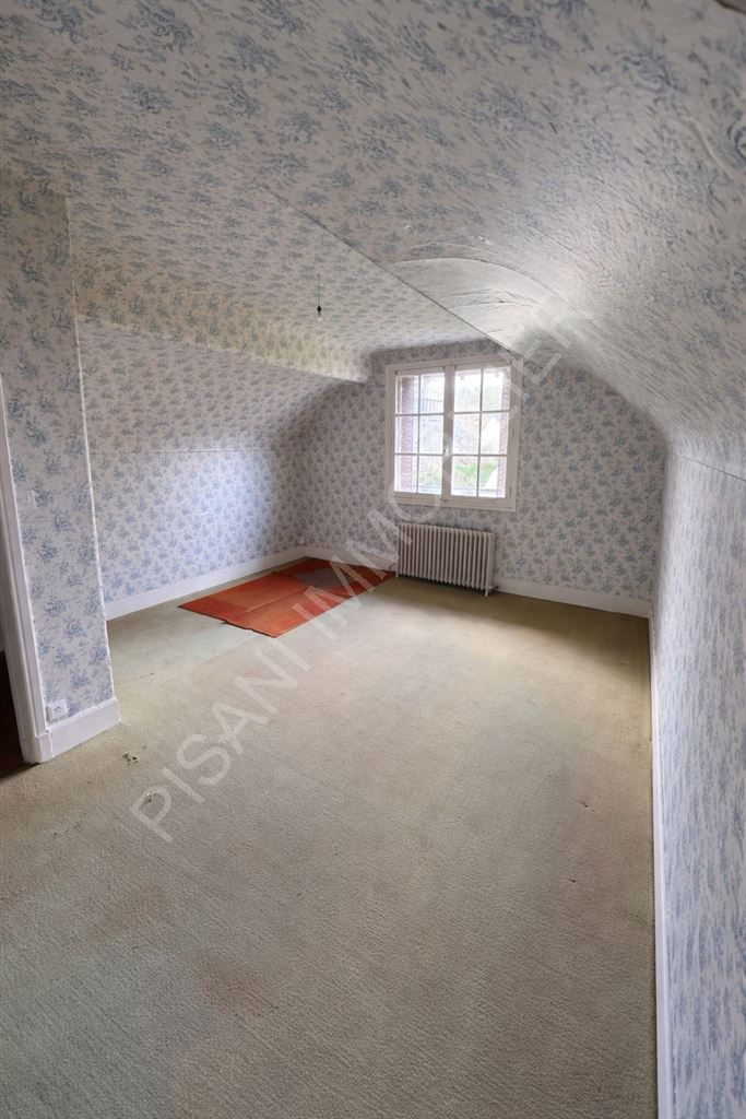 maison 8 pièces en vente sur NOTRE DAME DE GRAVENCHON (76330)