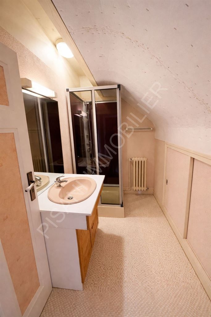 maison 8 pièces en vente sur NOTRE DAME DE GRAVENCHON (76330)