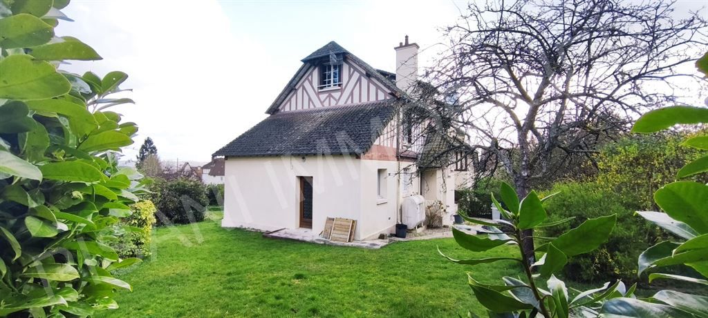 maison 8 pièces en vente sur NOTRE DAME DE GRAVENCHON (76330)