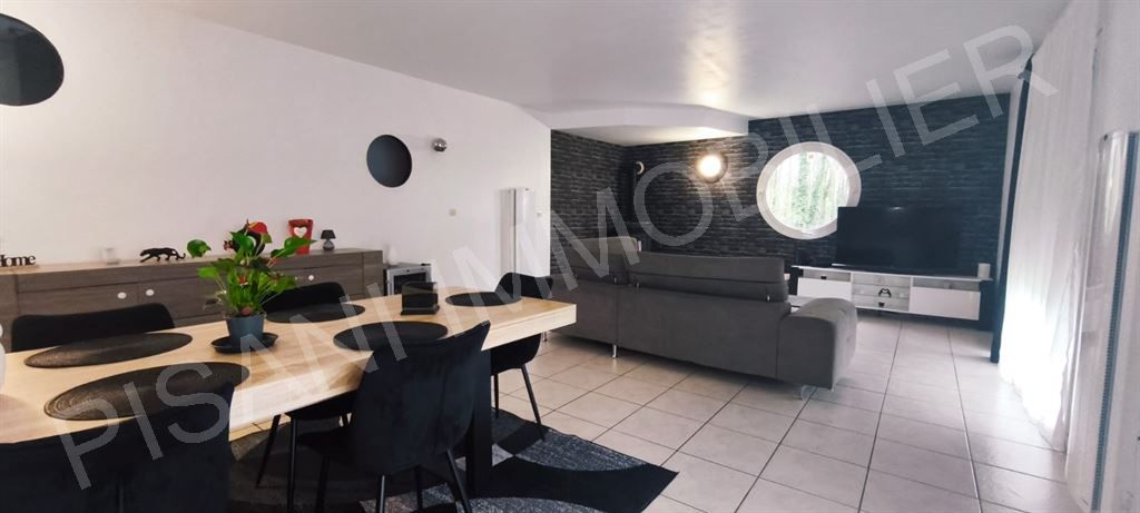 maison 6 pièces en vente sur NOTRE DAME DE GRAVENCHON (76330)