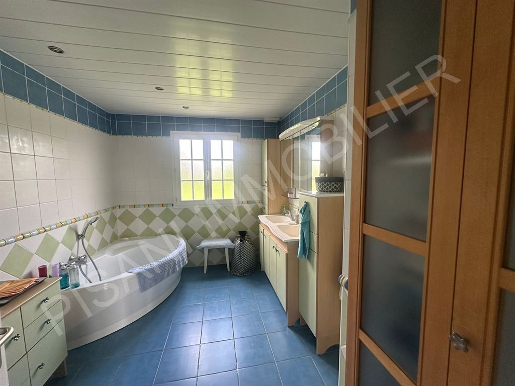 maison 7 pièces en vente sur MANEGLISE (76133)