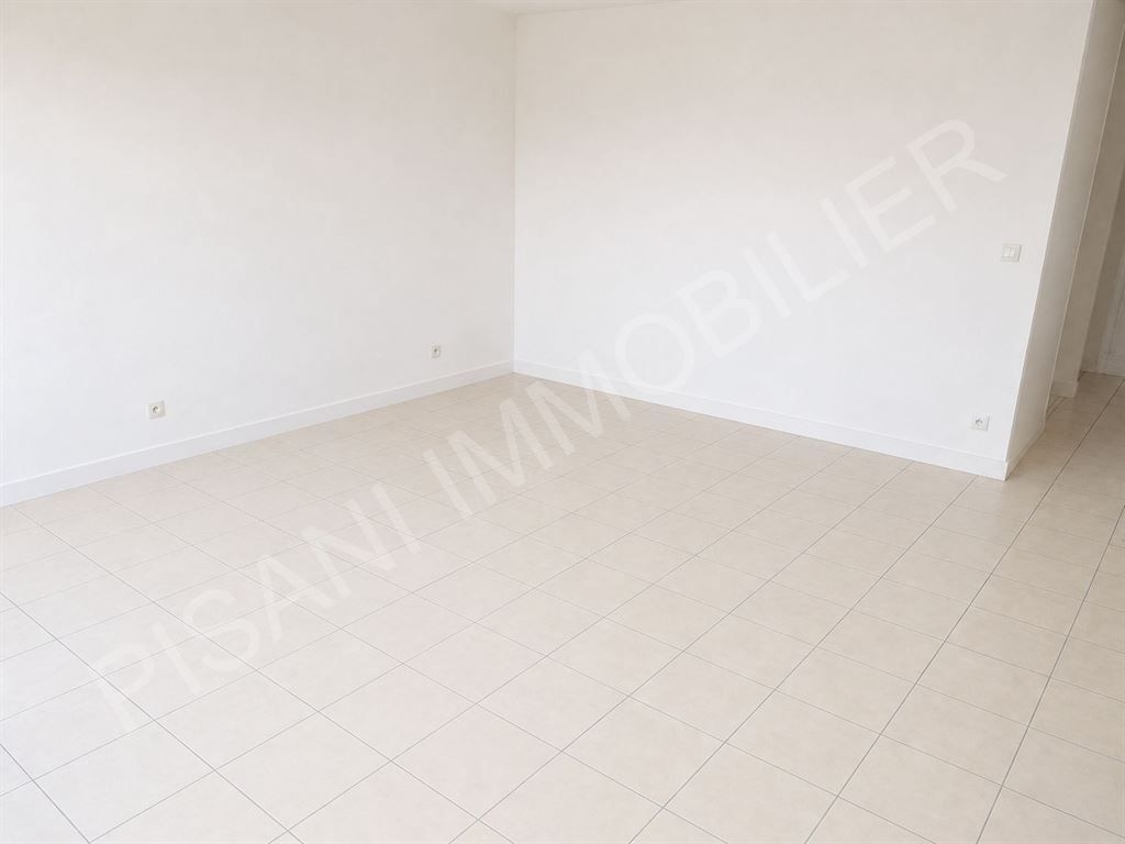 appartement 3 pièces en location sur GONNEVILLE LA MALLET (76280)