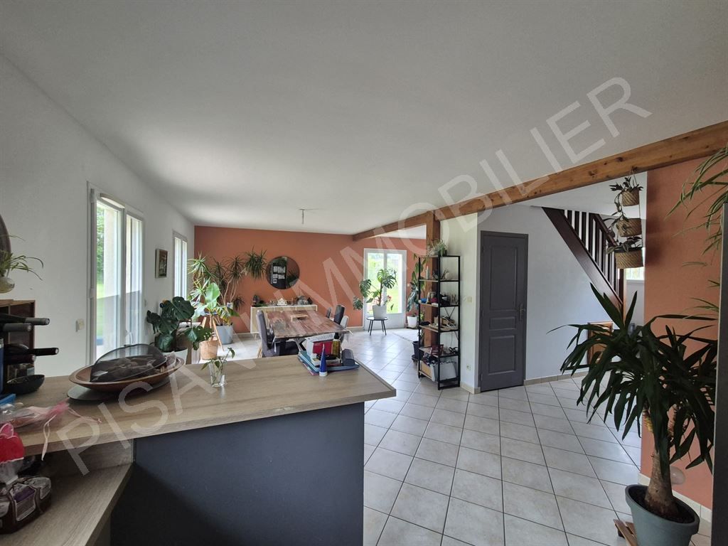 maison 6 pièces en vente sur LE TILLEUL (76790)