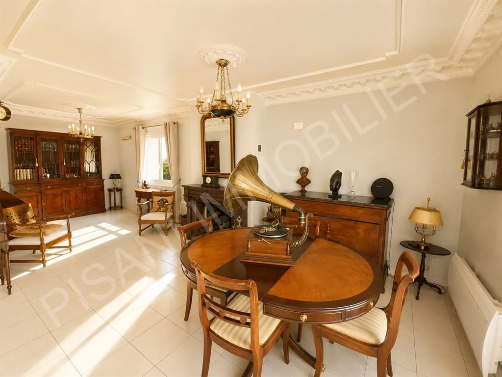 maison 9 pièces en vente sur TOUSSAINT (76400)