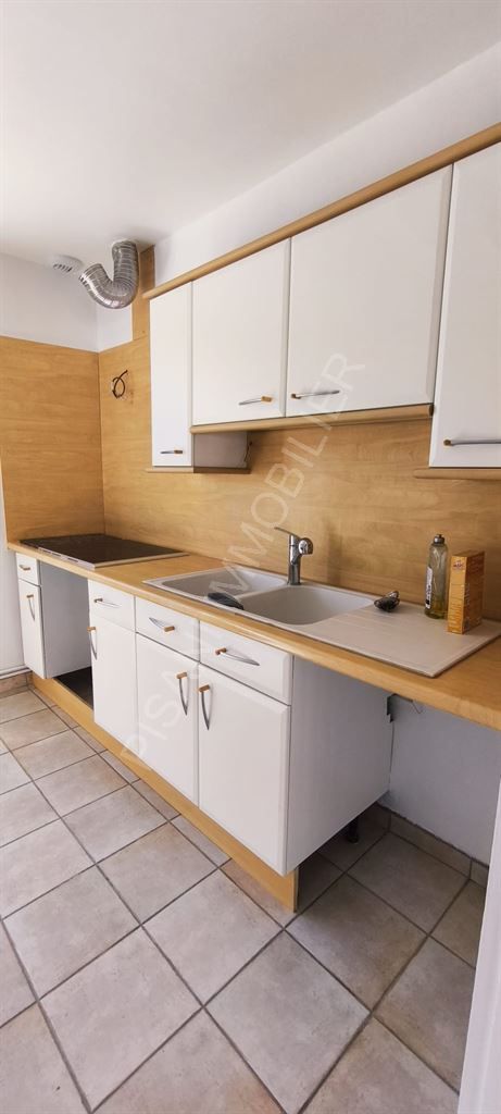 appartement 5 pièces en location sur LILLEBONNE (76170)