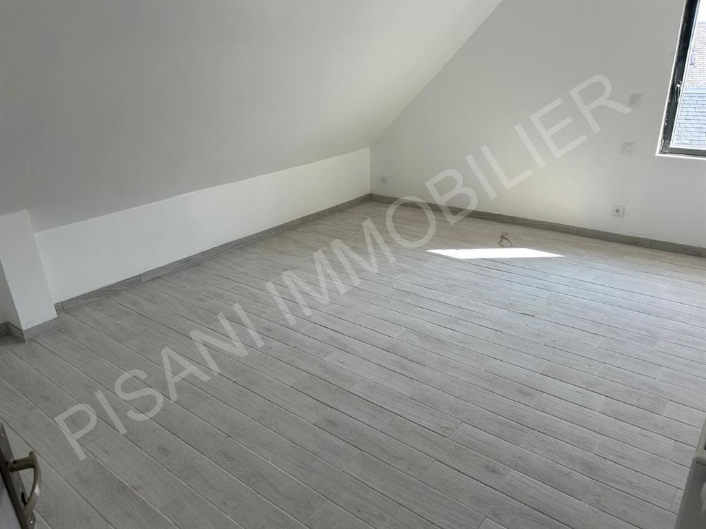 maison 7 pièces en location sur GONNEVILLE LA MALLET (76280)