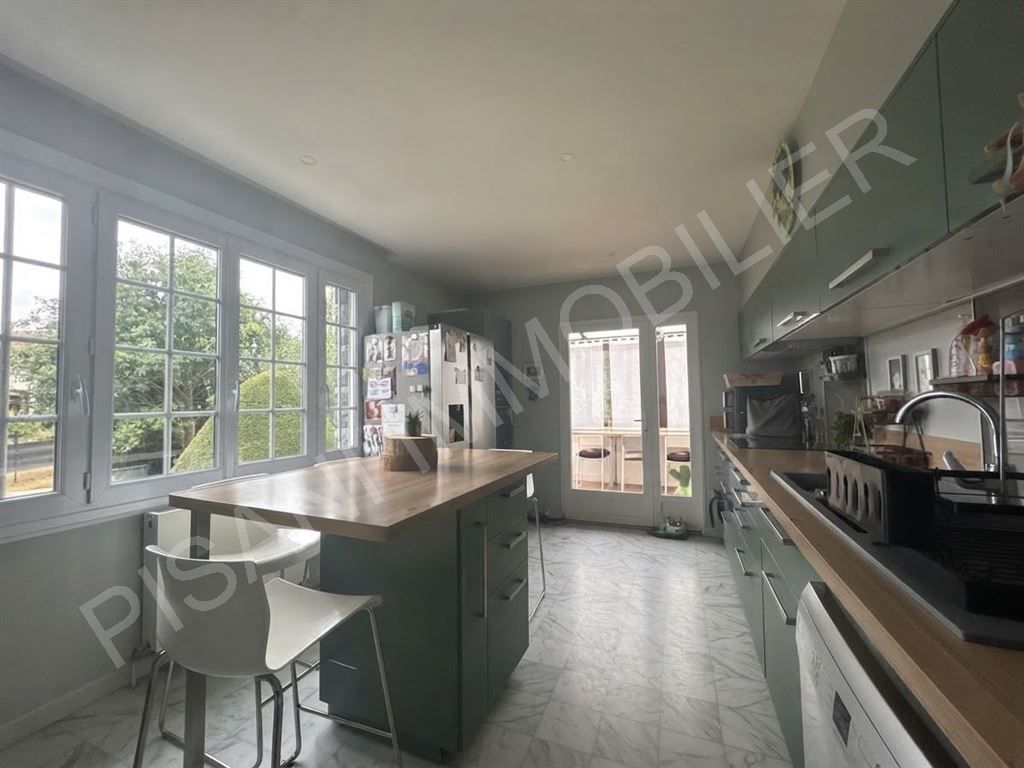 maison 7 pièces en vente sur ROLLEVILLE (76133)