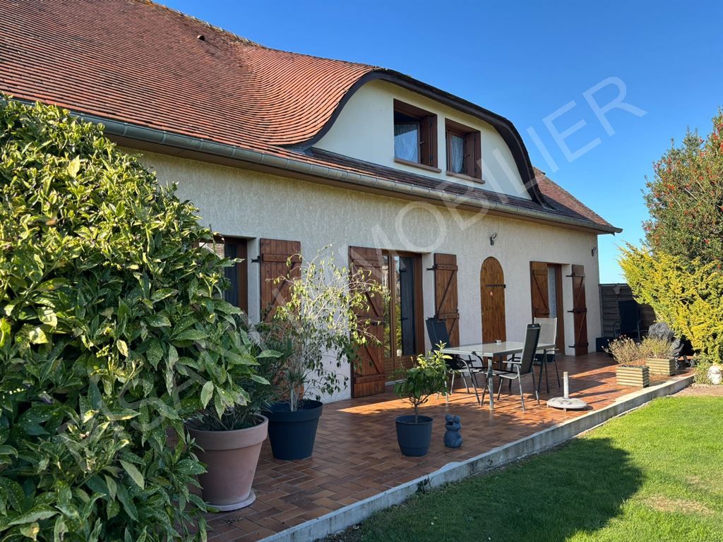 Maison 7 pièces 182 m² · à Épreville · 182 m² · 357 000 €